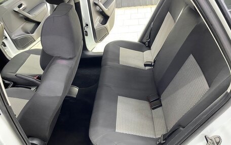 Volkswagen Polo VI (EU Market), 2013 год, 900 000 рублей, 21 фотография
