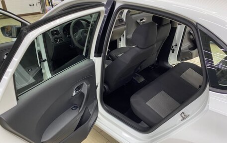Volkswagen Polo VI (EU Market), 2013 год, 900 000 рублей, 20 фотография