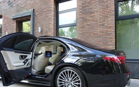 Mercedes-Benz S-Класс, 2024 год, 20 000 000 рублей, 8 фотография
