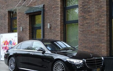 Mercedes-Benz S-Класс, 2024 год, 20 000 000 рублей, 15 фотография