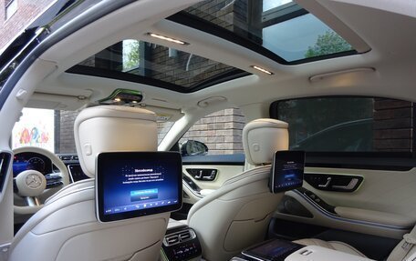 Mercedes-Benz S-Класс, 2024 год, 20 000 000 рублей, 29 фотография