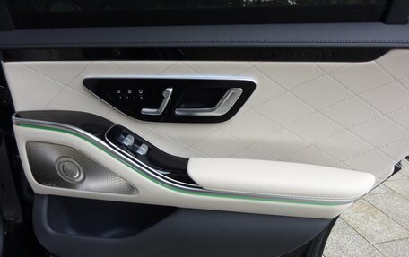 Mercedes-Benz S-Класс, 2024 год, 20 000 000 рублей, 37 фотография