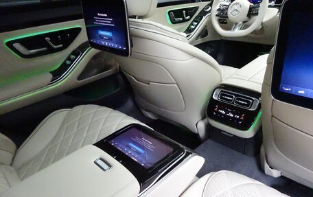 Mercedes-Benz S-Класс, 2024 год, 20 000 000 рублей, 39 фотография