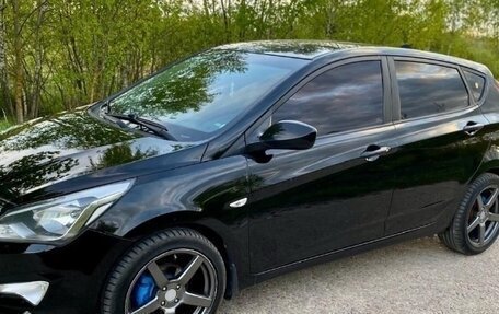 Hyundai Solaris II рестайлинг, 2014 год, 899 000 рублей, 5 фотография