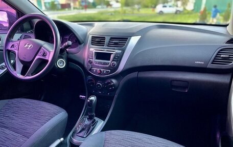 Hyundai Solaris II рестайлинг, 2014 год, 899 000 рублей, 14 фотография