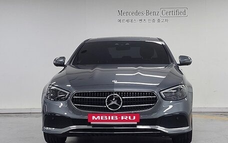 Mercedes-Benz E-Класс, 2022 год, 4 461 000 рублей, 2 фотография