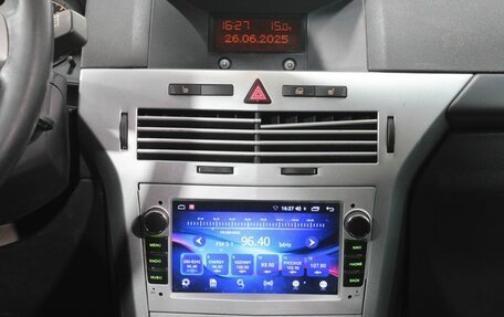 Opel Astra J, 2010 год, 355 000 рублей, 15 фотография