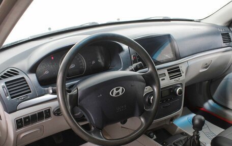 Hyundai Sonata VI, 2006 год, 455 000 рублей, 16 фотография