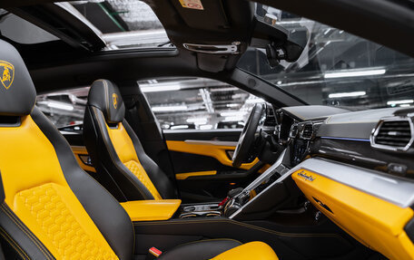 Lamborghini Urus I, 2019 год, 19 300 000 рублей, 28 фотография