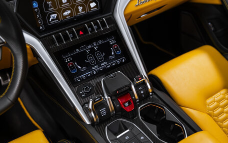Lamborghini Urus I, 2019 год, 19 300 000 рублей, 17 фотография