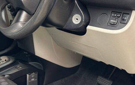 Toyota iQ, 2013 год, 990 000 рублей, 14 фотография