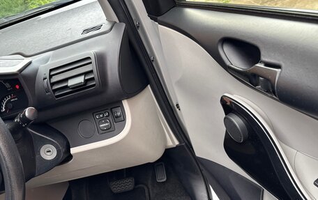 Toyota iQ, 2013 год, 990 000 рублей, 11 фотография