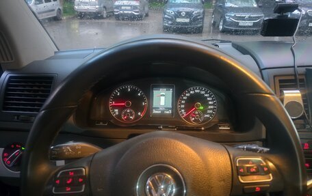 Volkswagen Multivan T5, 2010 год, 2 500 000 рублей, 27 фотография
