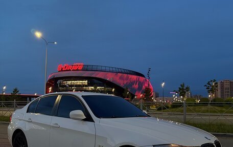 BMW 3 серия, 2011 год, 1 000 000 рублей, 4 фотография