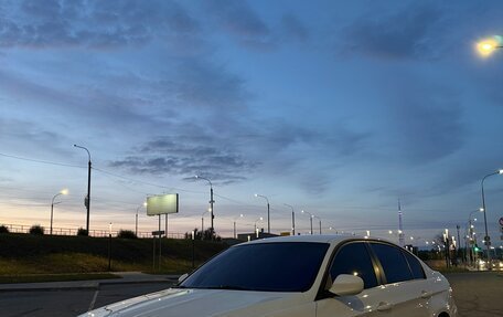 BMW 3 серия, 2011 год, 1 000 000 рублей, 5 фотография
