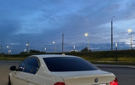 BMW 3 серия, 2011 год, 1 000 000 рублей, 6 фотография