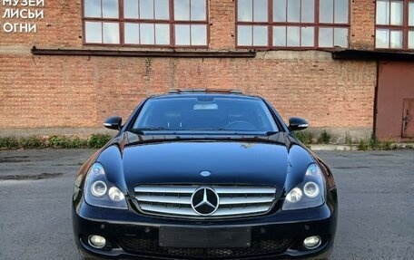 Mercedes-Benz CLS, 2005 год, 1 290 000 рублей, 1 фотография