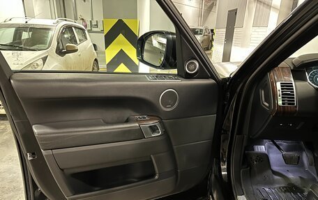 Land Rover Range Rover IV рестайлинг, 2017 год, 4 990 000 рублей, 6 фотография