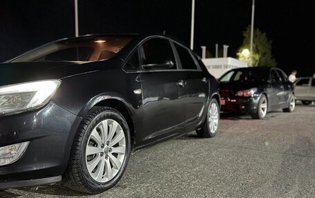 Opel Astra J, 2012 год, 789 000 рублей, 3 фотография
