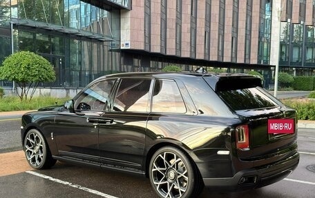 Rolls-Royce Cullinan, 2023 год, 46 000 000 рублей, 4 фотография
