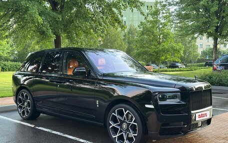 Rolls-Royce Cullinan, 2023 год, 46 000 000 рублей, 9 фотография