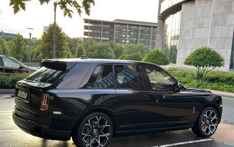 Rolls-Royce Cullinan, 2023 год, 46 000 000 рублей, 6 фотография