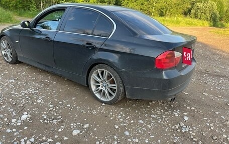 BMW 3 серия, 2005 год, 910 000 рублей, 5 фотография