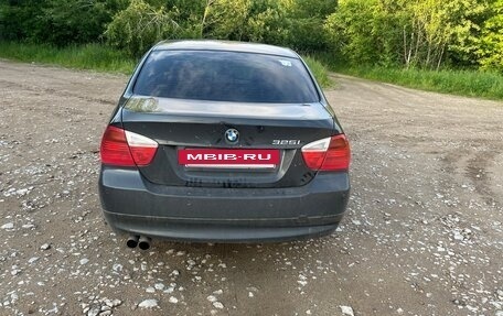 BMW 3 серия, 2005 год, 910 000 рублей, 8 фотография