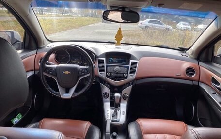 Chevrolet Cruze II, 2012 год, 790 000 рублей, 9 фотография