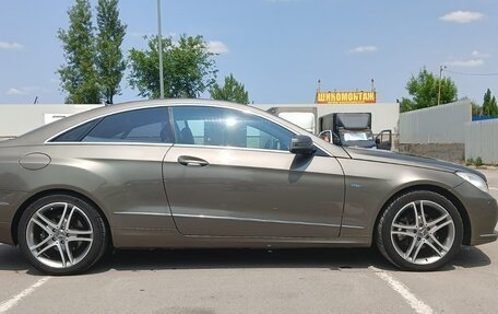 Mercedes-Benz E-Класс, 2011 год, 1 550 000 рублей, 8 фотография