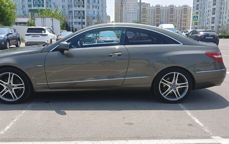 Mercedes-Benz E-Класс, 2011 год, 1 550 000 рублей, 9 фотография