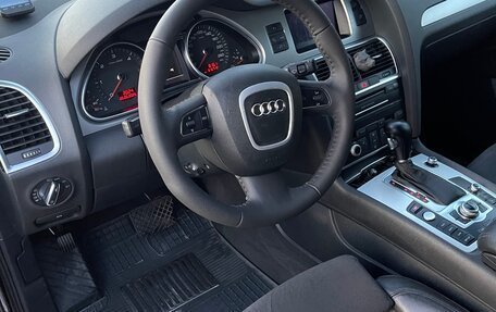 Audi Q7, 2010 год, 1 950 000 рублей, 16 фотография