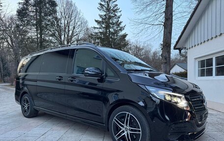 Mercedes-Benz V-Класс, 2025 год, 12 995 000 рублей, 2 фотография