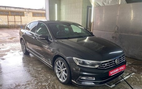 Volkswagen Passat B8 рестайлинг, 2019 год, 2 900 000 рублей, 5 фотография