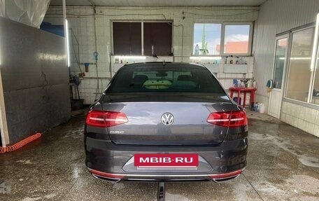 Volkswagen Passat B8 рестайлинг, 2019 год, 2 900 000 рублей, 6 фотография