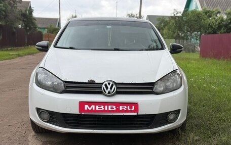 Volkswagen Golf VI, 2011 год, 670 000 рублей, 2 фотография