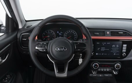 KIA Rio IV, 2021 год, 1 695 000 рублей, 12 фотография