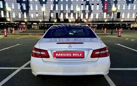Mercedes-Benz E-Класс, 2011 год, 1 350 000 рублей, 2 фотография