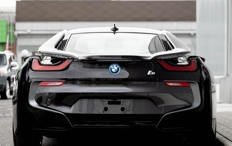 BMW i8 I рестайлинг, 2019 год, 12 000 000 рублей, 11 фотография