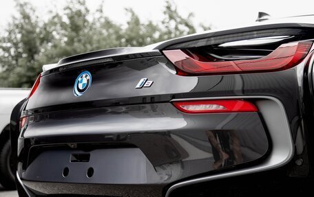 BMW i8 I рестайлинг, 2019 год, 12 000 000 рублей, 13 фотография
