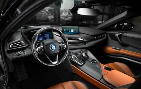 BMW i8 I рестайлинг, 2019 год, 12 000 000 рублей, 15 фотография