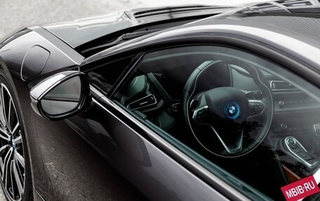 BMW i8 I рестайлинг, 2019 год, 12 000 000 рублей, 6 фотография
