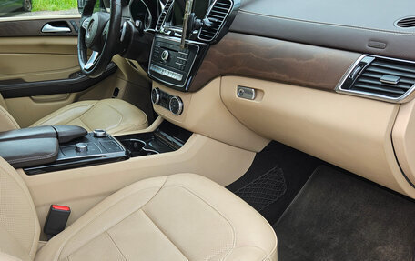 Mercedes-Benz GLS, 2018 год, 3 900 000 рублей, 10 фотография