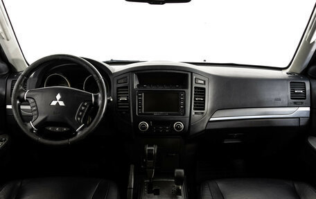 Mitsubishi Pajero IV, 2010 год, 1 249 000 рублей, 10 фотография
