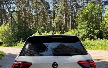 Volkswagen Tiguan II, 2020 год, 3 550 000 рублей, 5 фотография