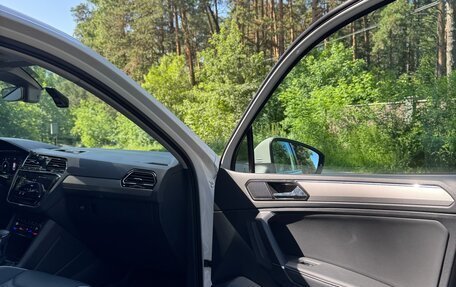 Volkswagen Tiguan II, 2020 год, 3 550 000 рублей, 26 фотография