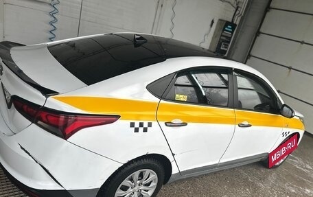Hyundai Solaris II рестайлинг, 2020 год, 975 000 рублей, 5 фотография