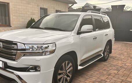 Toyota Land Cruiser 200, 2016 год, 8 000 000 рублей, 3 фотография