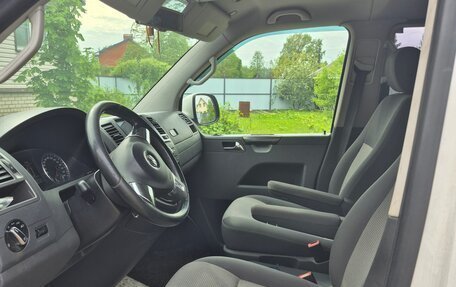 Volkswagen Caravelle T5, 2011 год, 1 600 000 рублей, 5 фотография