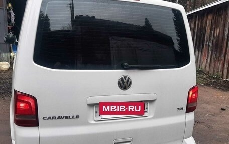 Volkswagen Caravelle T5, 2011 год, 1 600 000 рублей, 4 фотография